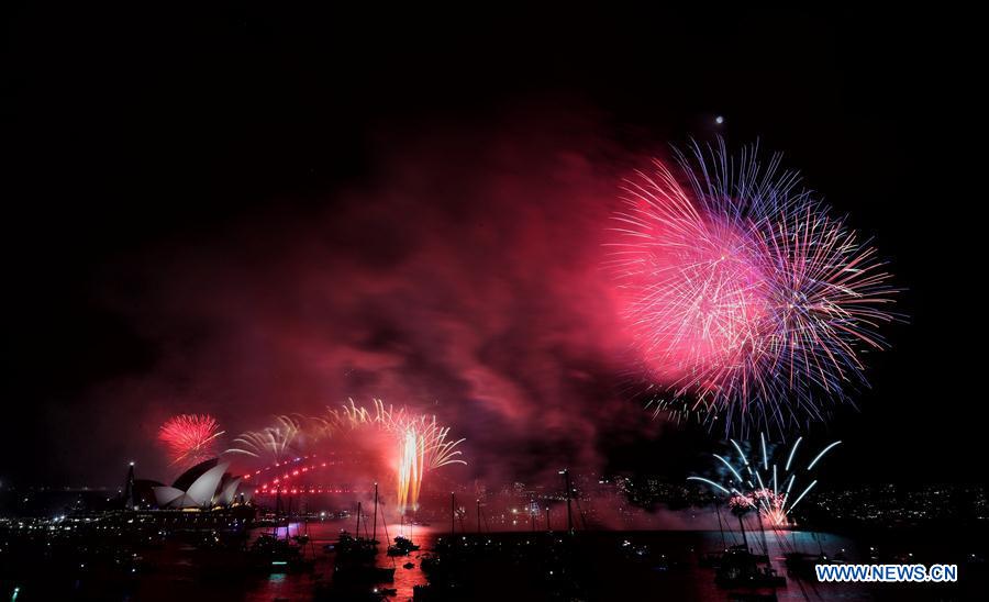 AUSTRALIA-SYDNEY-FIREWORKS-NEW YEAR