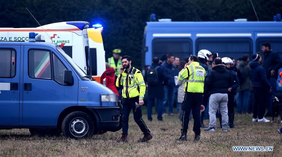 ITALY-MILAN-ACCIDENT-TRAIN