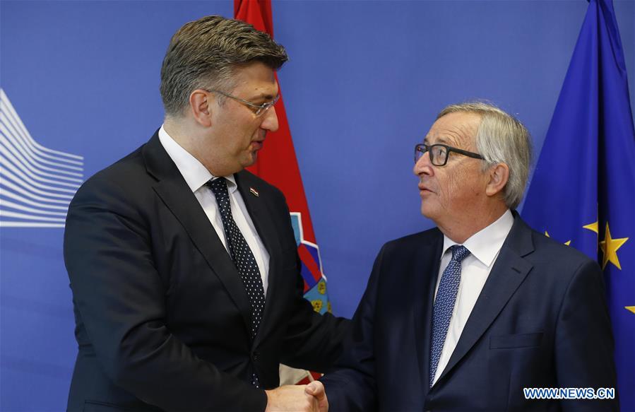 BELGIUM-BRUSSELS-EU-CROATIA-JUNCKER-PLENKOVIC