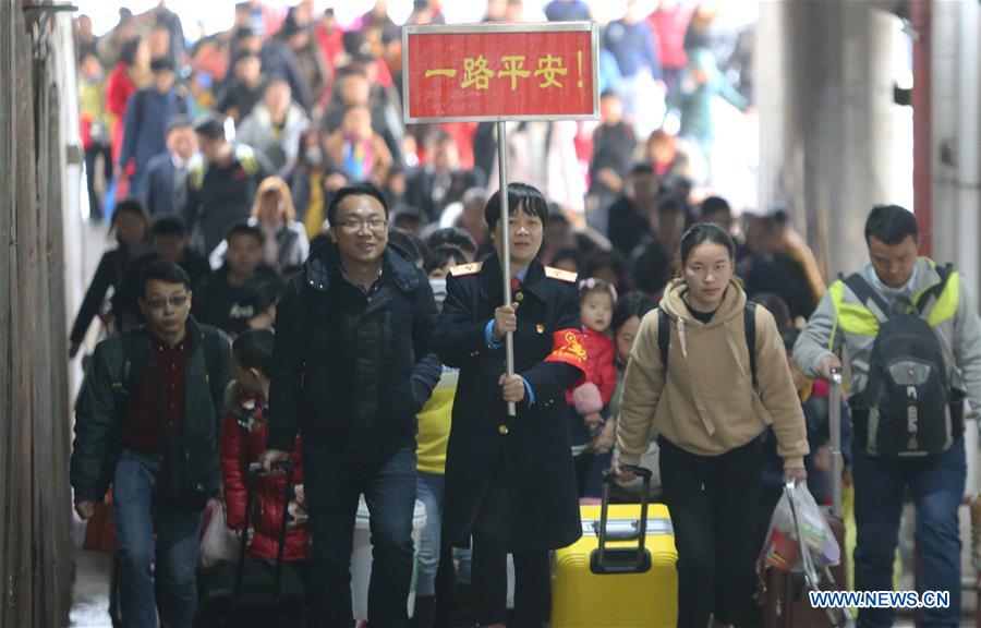 #CHINA-LUNAR NEW YEAR-RETURNING TRIPS-RISING (CN)