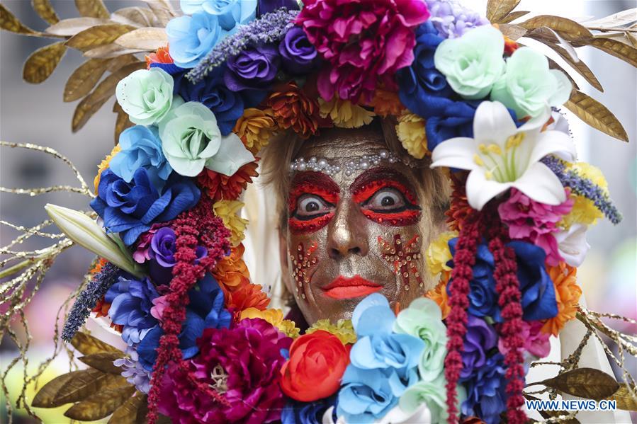 U.S.-NEW YORK-EASTER-BONNET-PARADE