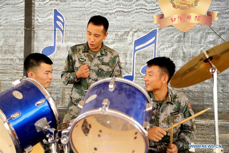 MALI-UN-CHINA-PEACEKEEPING-BAND