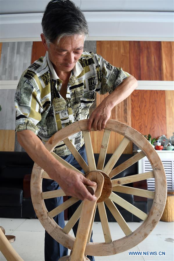 CHINA-GANSU-PINGLIANG-WOODEN BICYCLE (CN)