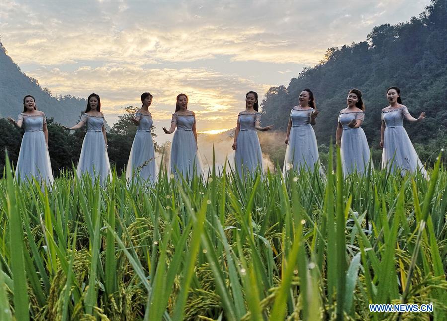 #CHINA-HUNAN-ZHANGJIAJIE-CHORUS-FESTIVAL (CN)