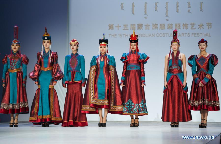 CHINA-INNER MONGOLIA-HOHHOT-COSTUME FESTIVAL (CN) 