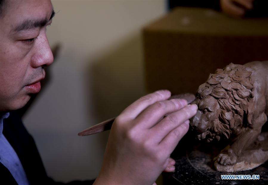 CHINA-TIANJIN-CLAY FIGURE ZHANG-MAKING (CN)