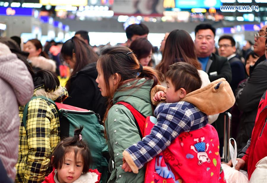 CHINA-SPRING FESTIVAL-HOLIDAY END-TRAVEL RUSH (CN)