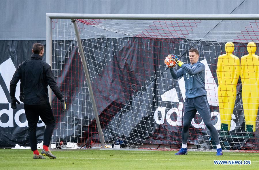 (SP)GERMANY-MUNICH-SOCCER-UEFA CHAMPIONS LEAGUE-BAYERN MUNICH VS LIVERPOOL-TRAINING SESSION