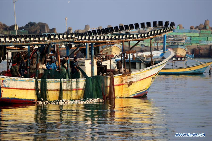 MIDEAST-GAZA-FISHERMAN