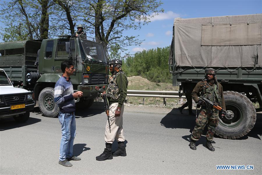 KASHMIR-SRINAGAR-SECURITY LOCKDOWN ON HIGHWAY