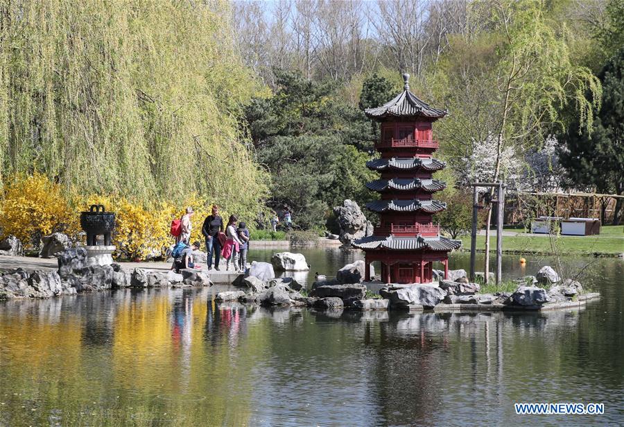 GERMANY-BERLIN-GARDENS OF THE WORLD-CHINESE GARDEN