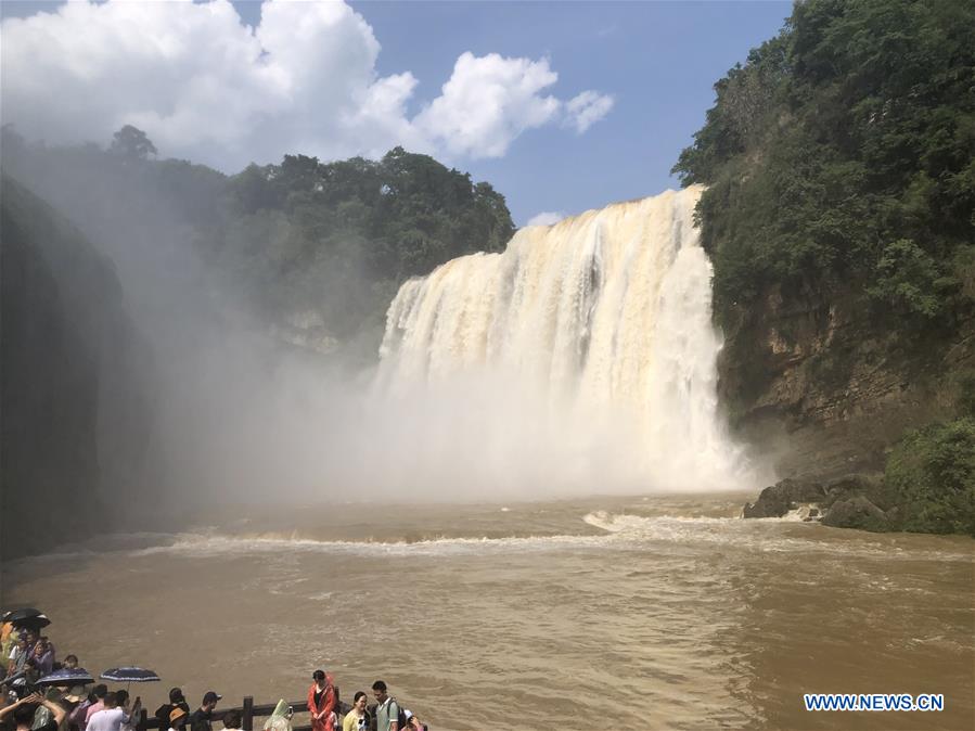 CHINA-GUIZHOU-HUANGGUOSHU WATERFALL (CN)