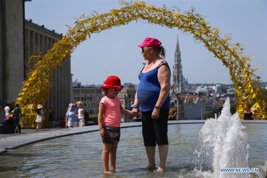 BELGIUM-BRUSSELS-HEAT-ALERT