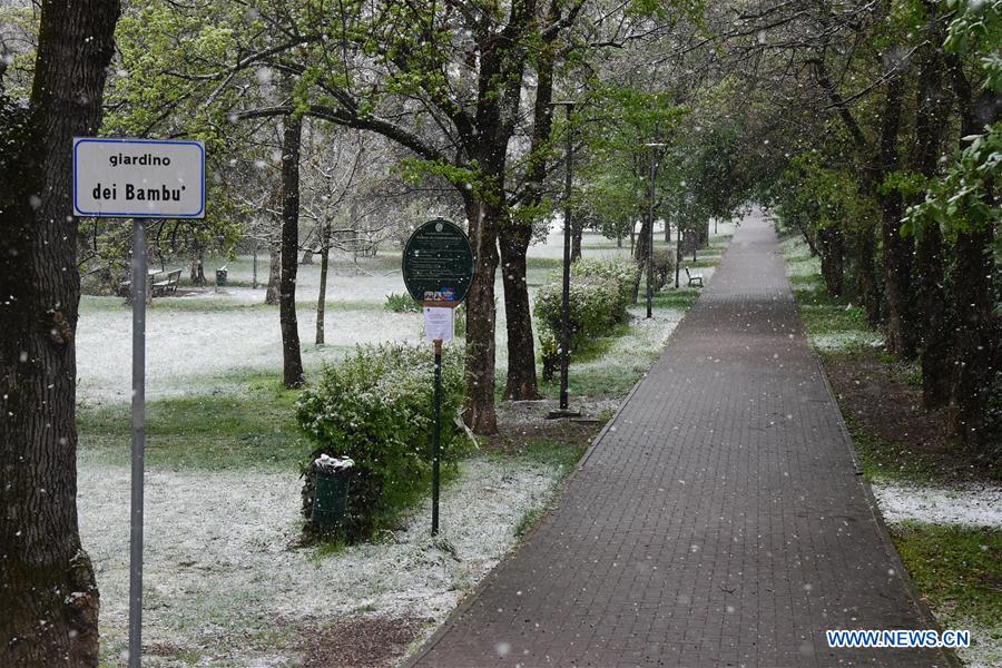 ITALY-BOLOGNA-SNOW