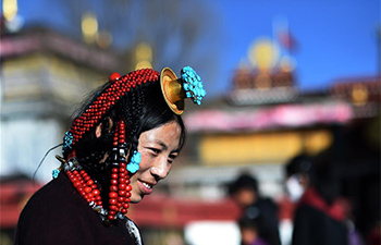 Pilgrims pray for harvests, prosperity ahead of Tibetan New Year in Lhasa