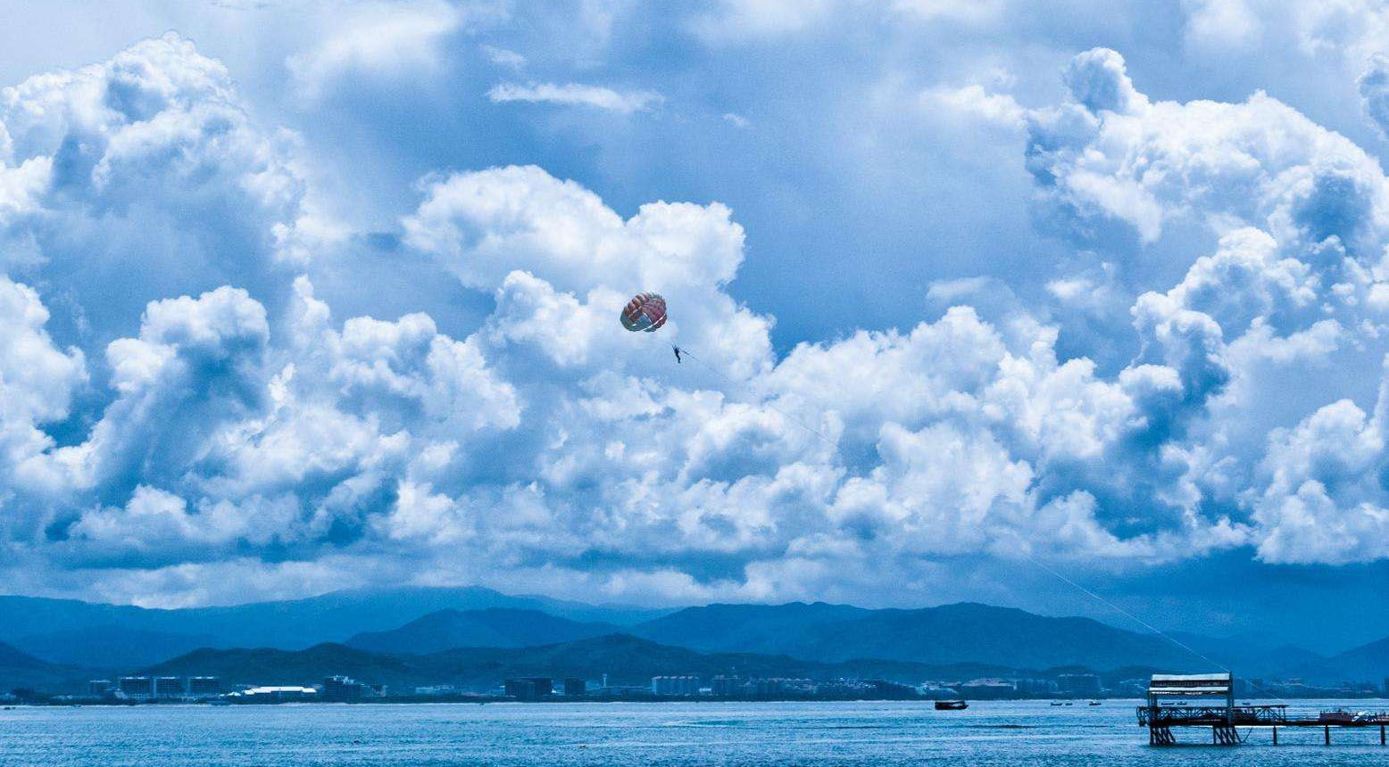 走進三亞國際免稅城 感受海南免稅購物熱