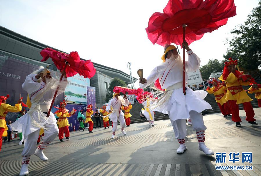 #（社會(huì)）（1）第五屆中國(guó)非物質(zhì)文化遺產(chǎn)博覽會(huì)在濟(jì)南開(kāi)幕