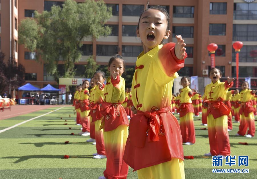 （新華全媒頭條·圖文互動）（4）讓青少年體魄強(qiáng)起來