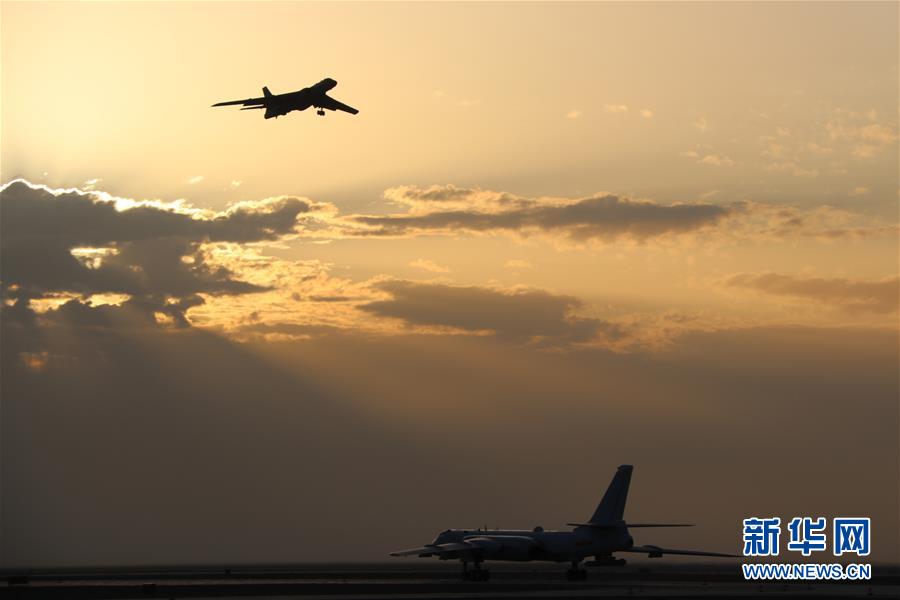 （圖文互動）（1）掠海巡天鑄鐵拳——空軍“模范轟炸機(jī)大隊”履行新時代使命任務(wù)記事