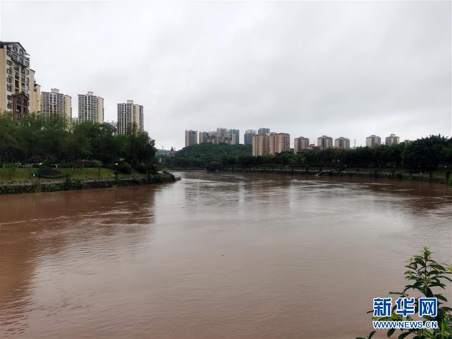 （圖文互動）（3）重慶6個區(qū)縣降暴雨 榮昌瀨溪河出現超保證水位洪水